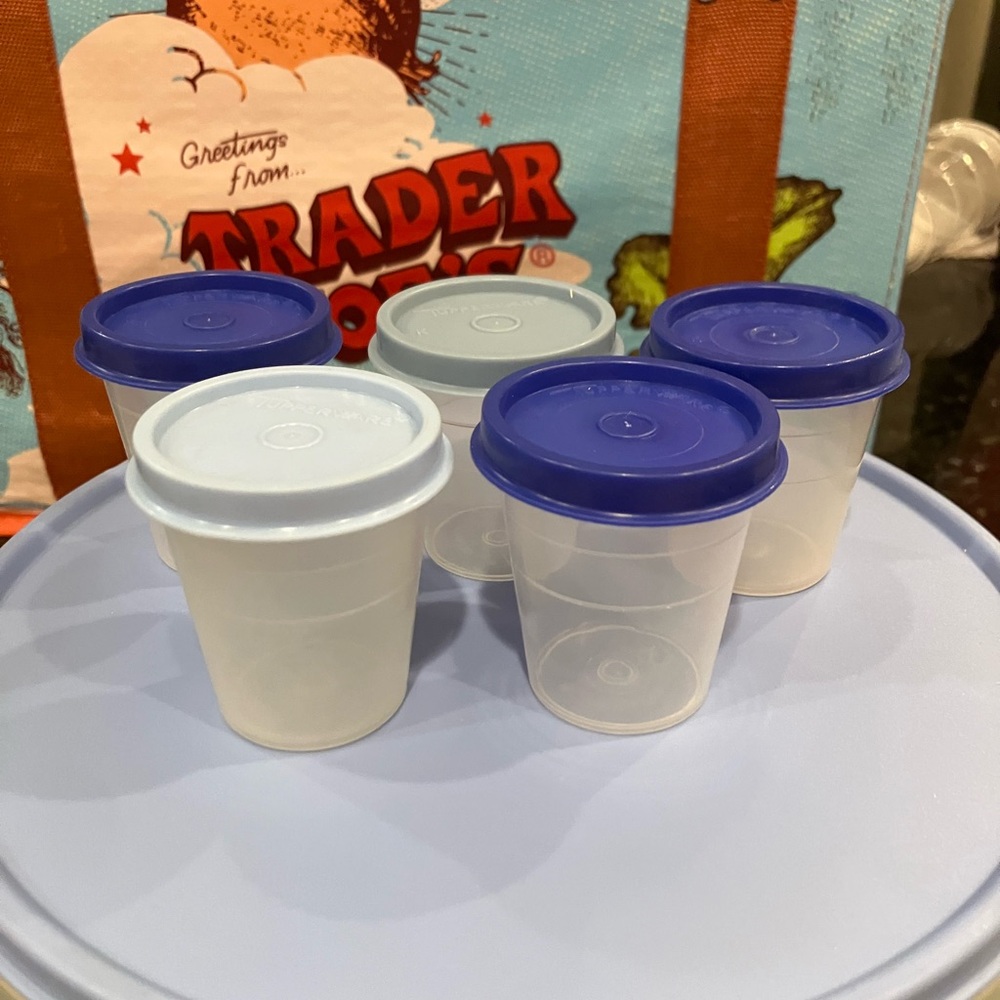 Tupperware Storage Containers with Condiment Containers 8 piece - Picture 9 of 16